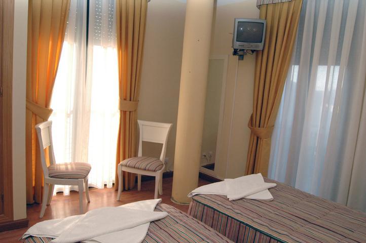 Hostal Stop Cantalejo Pokoj fotografie
