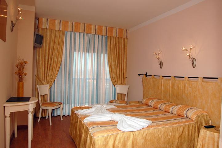 Hostal Stop Cantalejo Pokoj fotografie