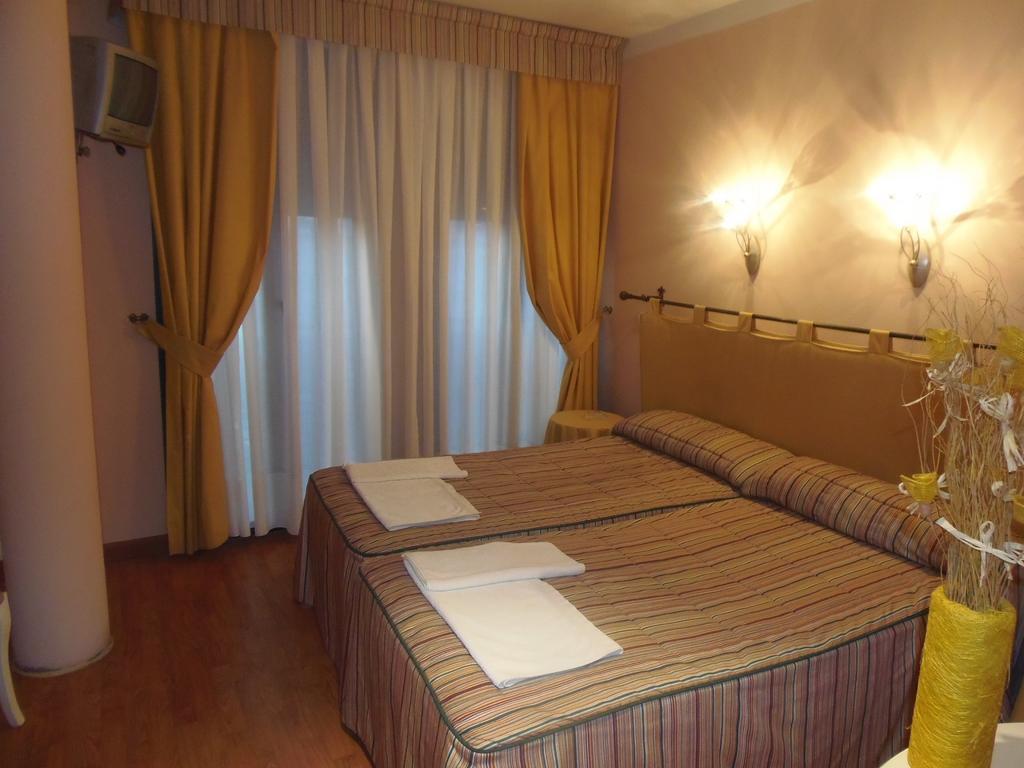 Hostal Stop Cantalejo Pokoj fotografie